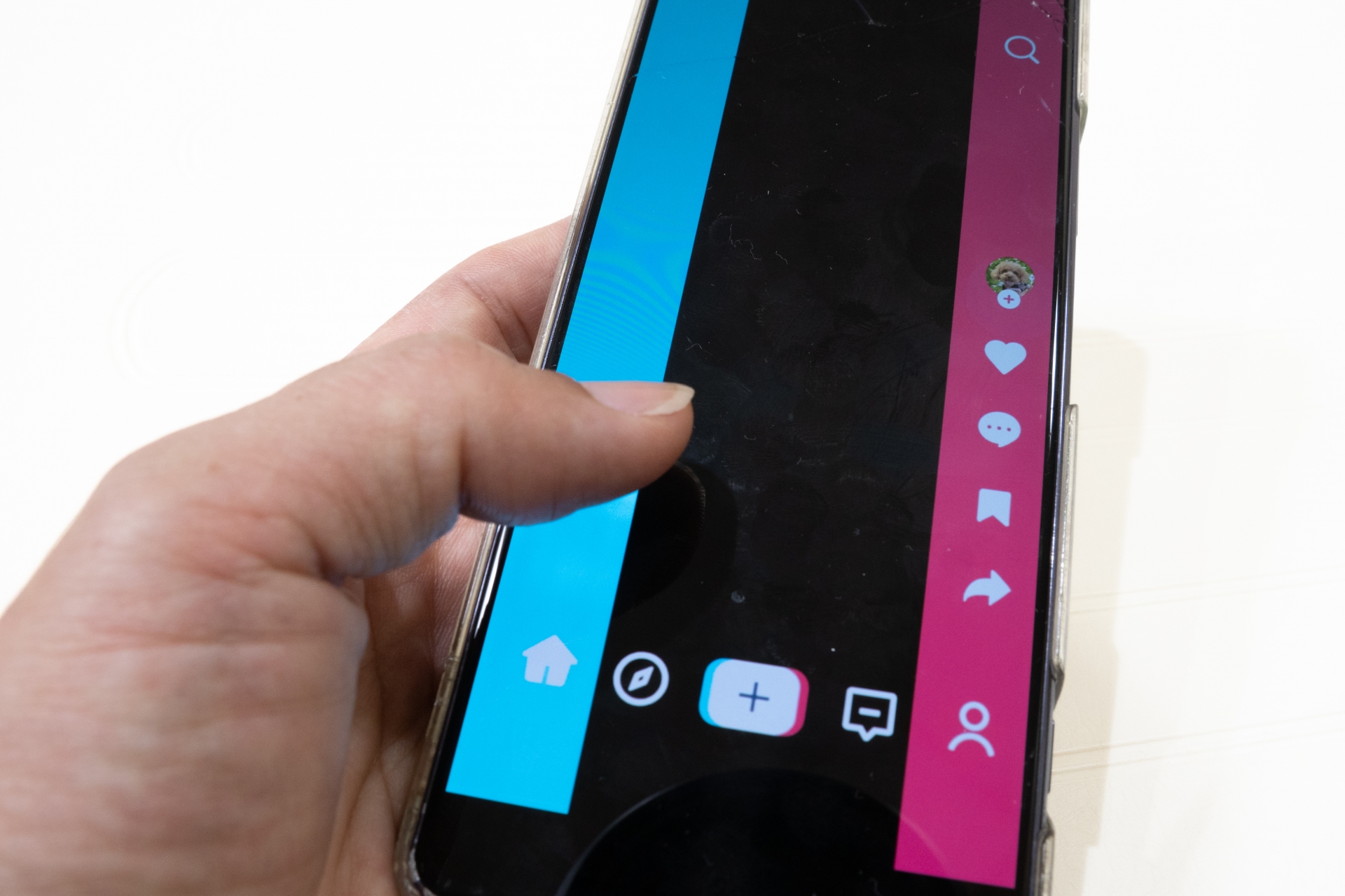 TikTokでバズる方法3選！フォロワー0からできる効果的な方法を解説
