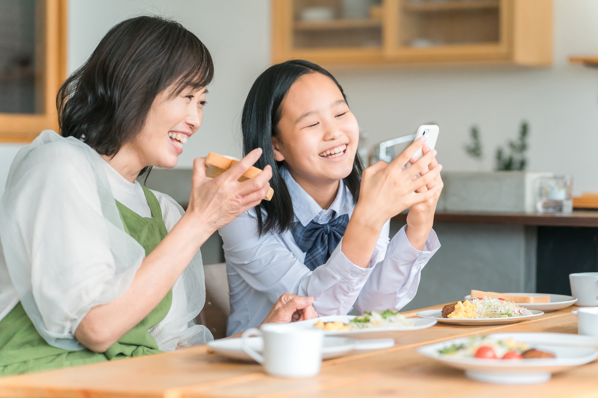 【目的別】TikTok成功事例7選！「集客・採用・認知・ファン化」を叶える最強アカウント運用の正解